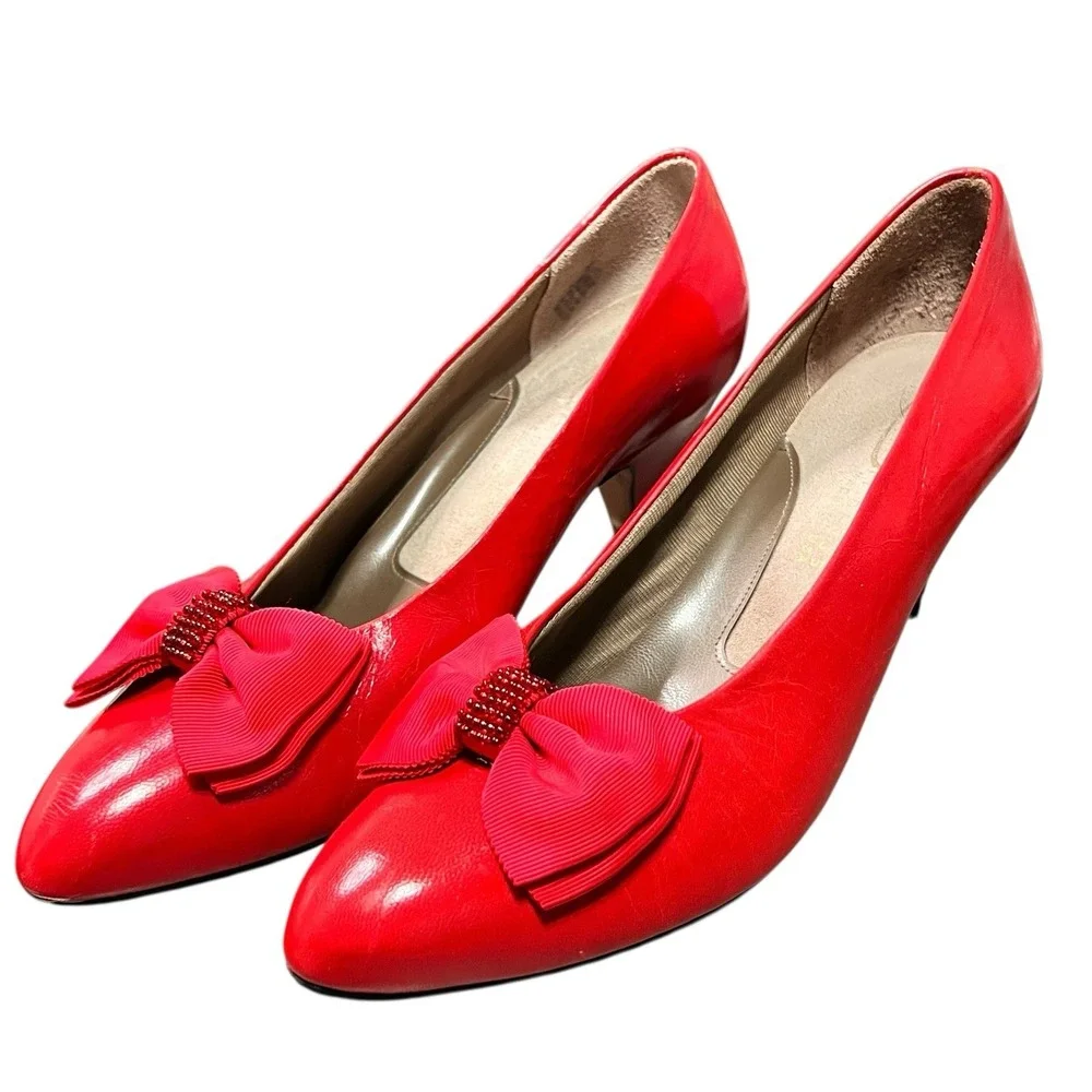 Vtg Easy Spirit Leather Pumps Sz 9 Red Beaded Bow Detail 2.75